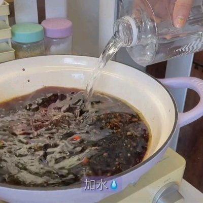 鸡蛋素焖面的家常做法「鸡蛋素焖面的家常做法」