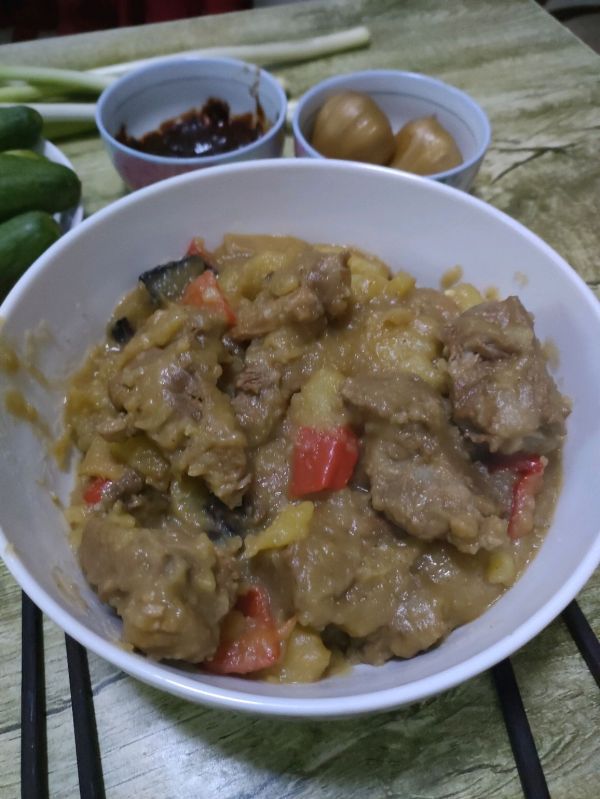 土豆炖排骨的做法 土豆炖排骨的做法步骤