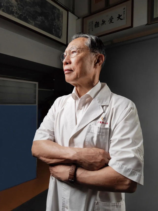 钟南山院士85岁生日快乐团队发文为人类福祉为科学进步而付