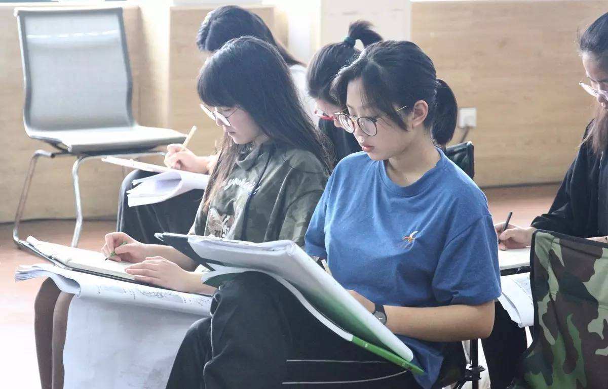 厦门大学嘉庚学院学费 嘉庚学院是什么档次
