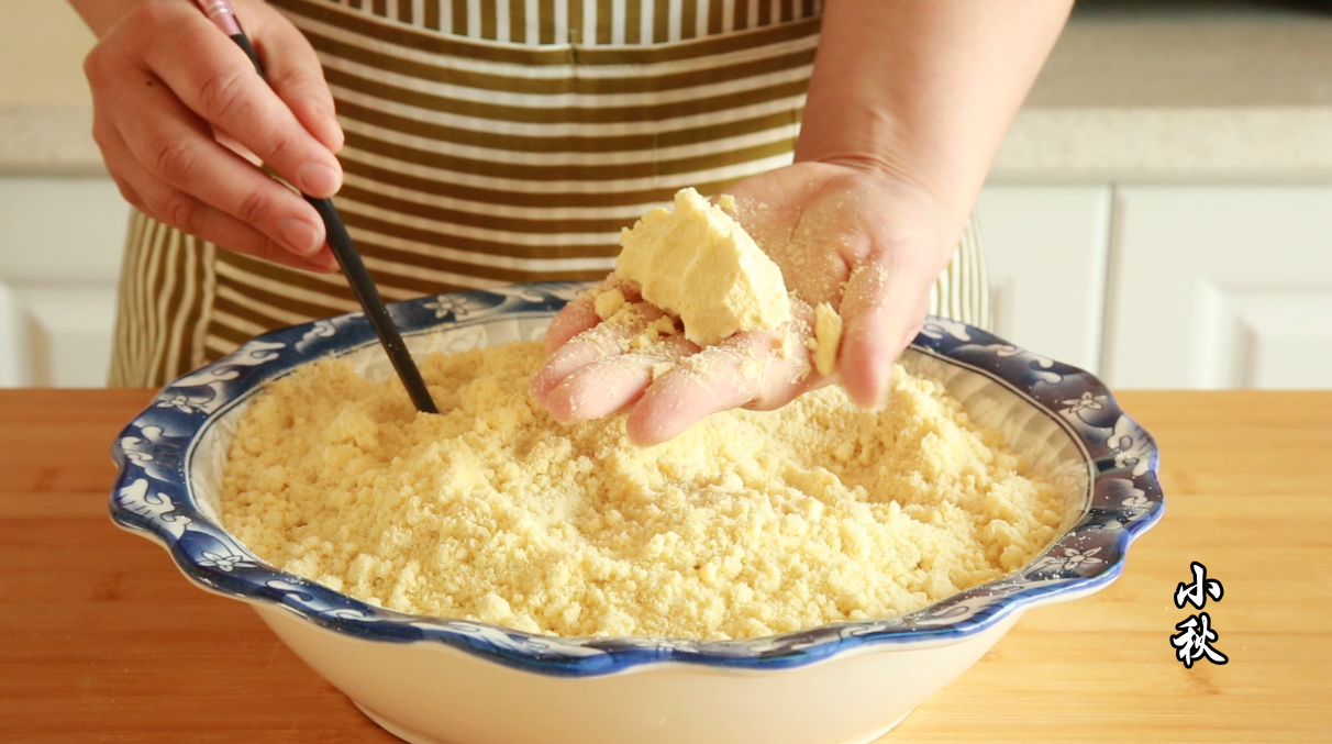 黄米年糕制作方法（4步教你做出好吃软糯的黄米年糕）