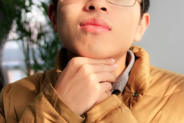 慢性咽炎吃什么药 咽炎自愈的最佳方法