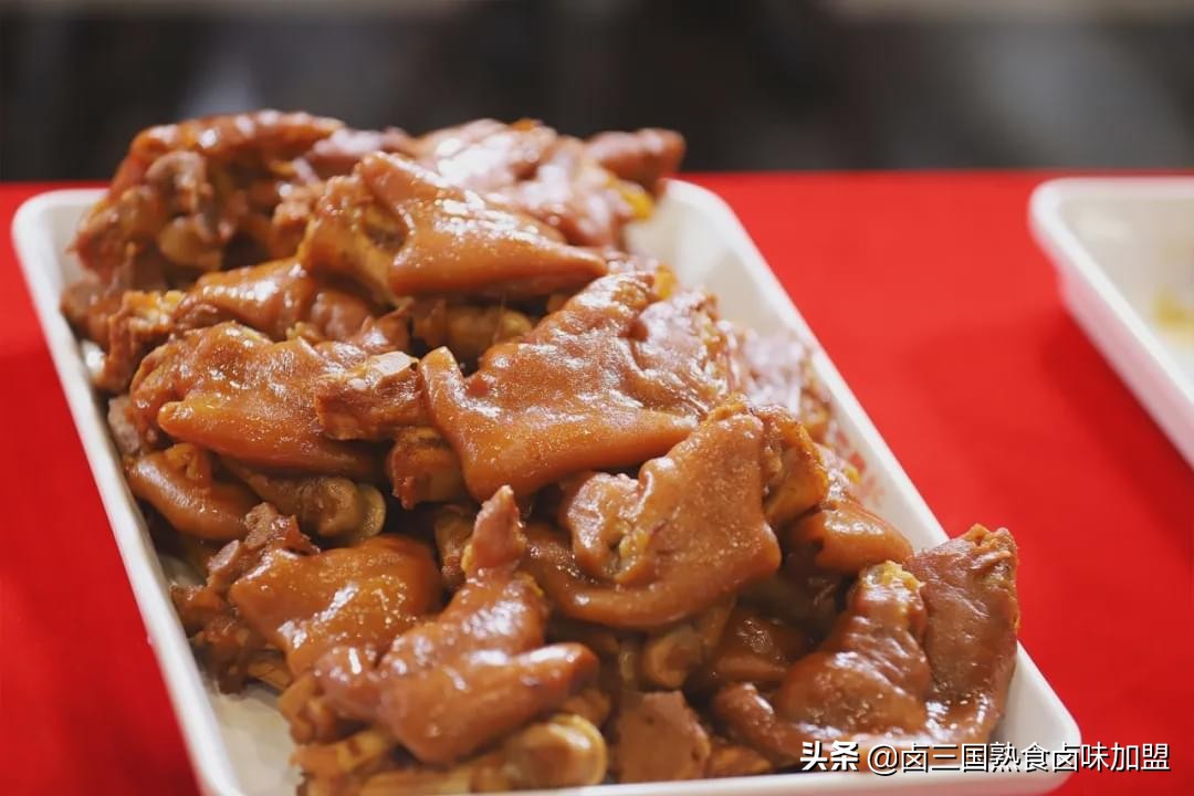 卤三国加盟怎么样 卤三国加盟费多少钱