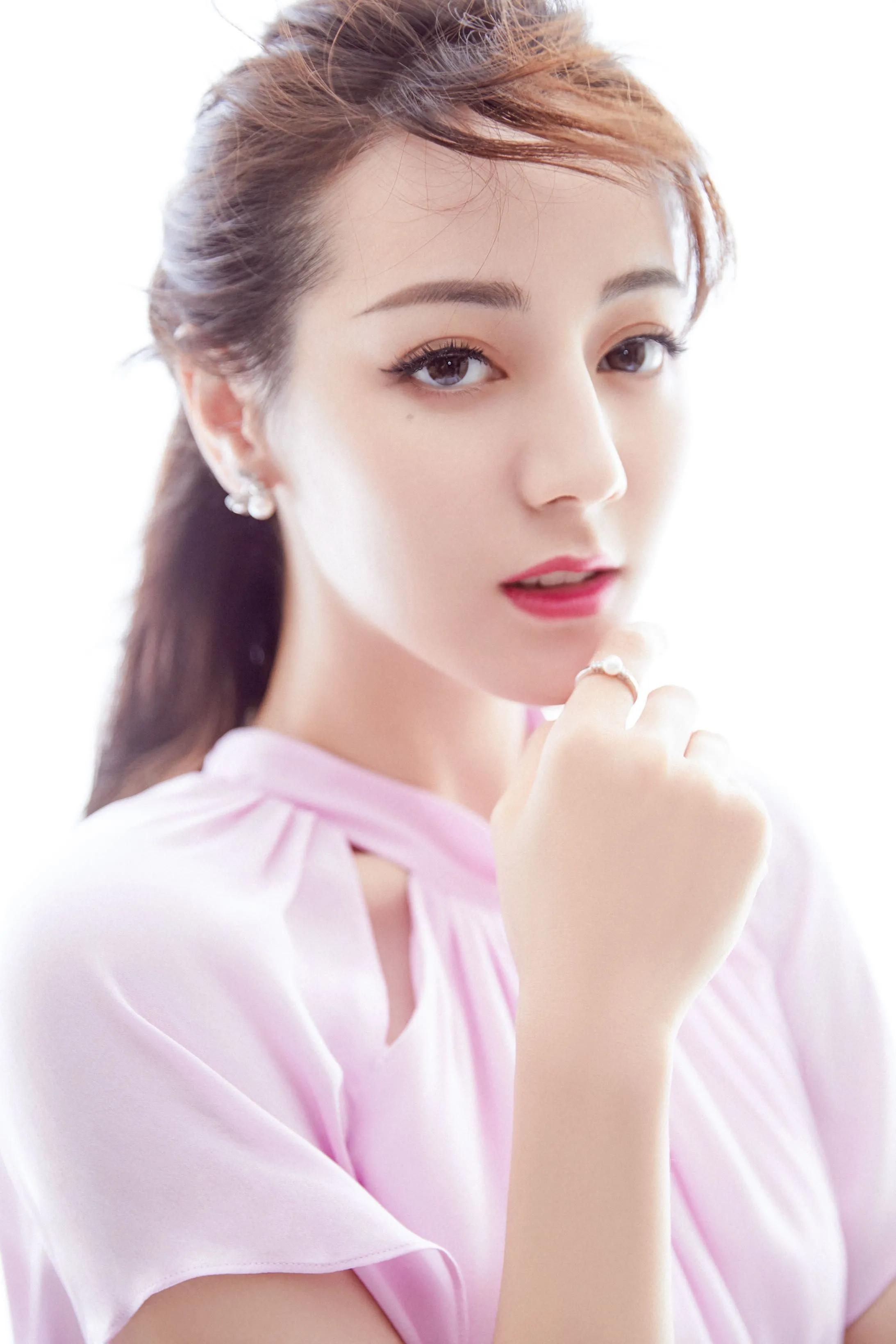 迪丽热巴演过的电视剧 迪丽热巴最近接新剧