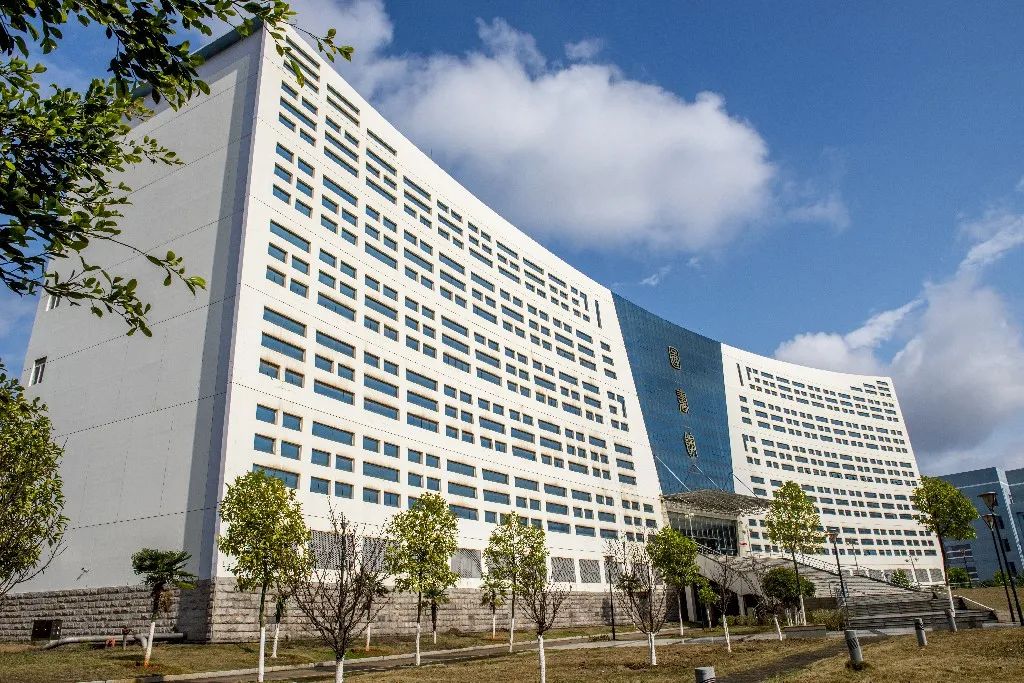 江西应用技术职业学院 免学费的公办技校