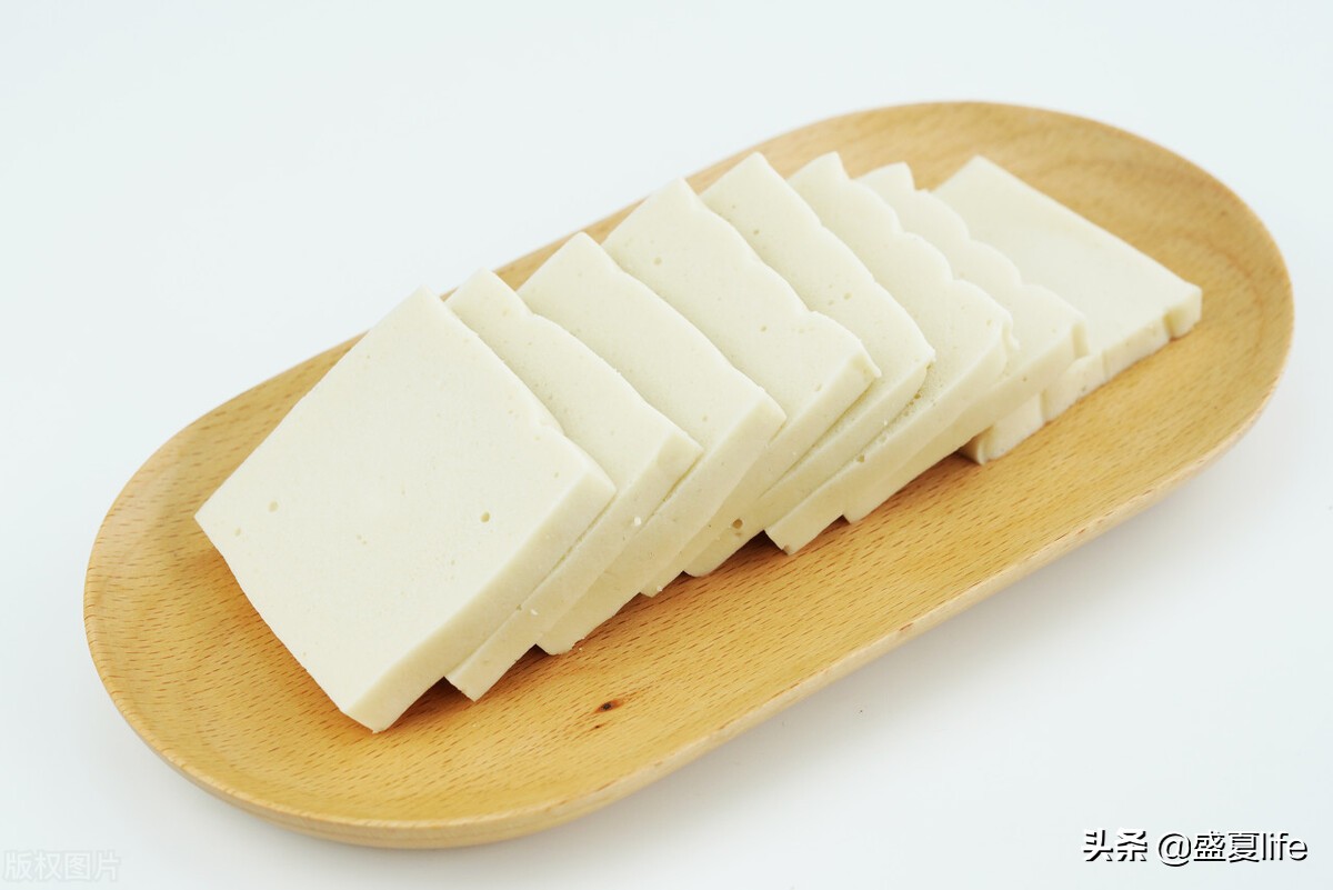 吃豆腐有什么好处 吃纯豆腐的好处