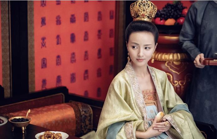 一树梨花压海棠什么意思 梨花有什么暗示