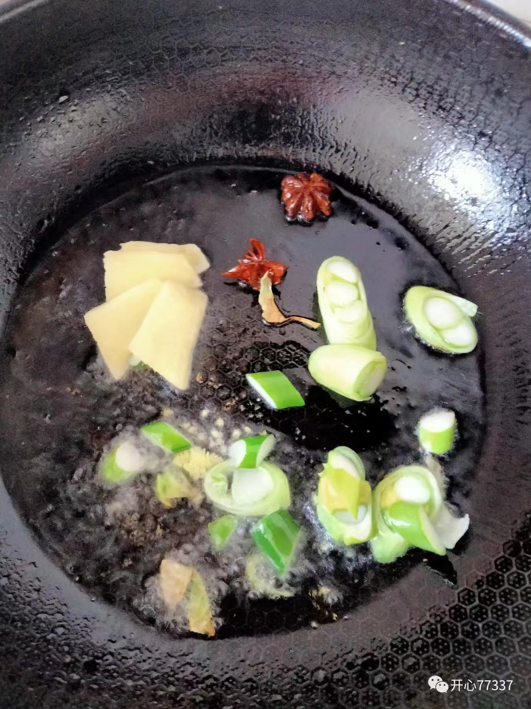西红柿土豆炖牛腱子肉的做法「土豆西红柿汤的做法视频」