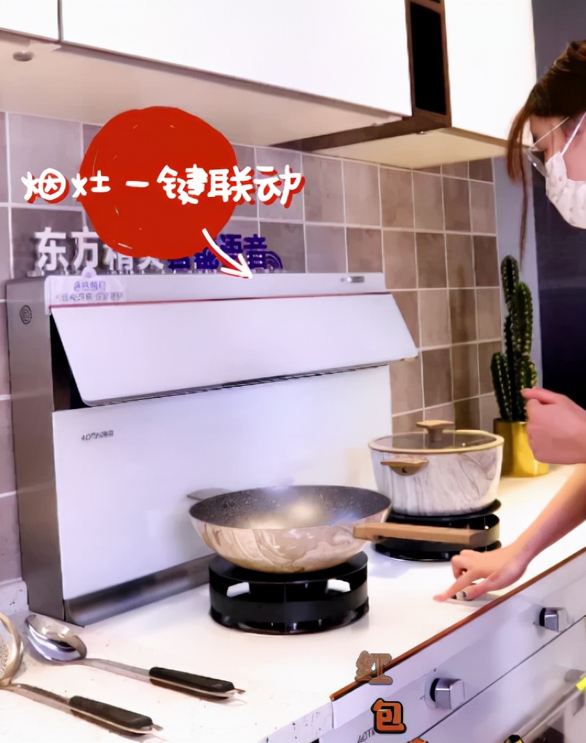 跟奧田im体育灶學做水煮肉片，鮮香麻辣，寄意來年的紅火暢旺
