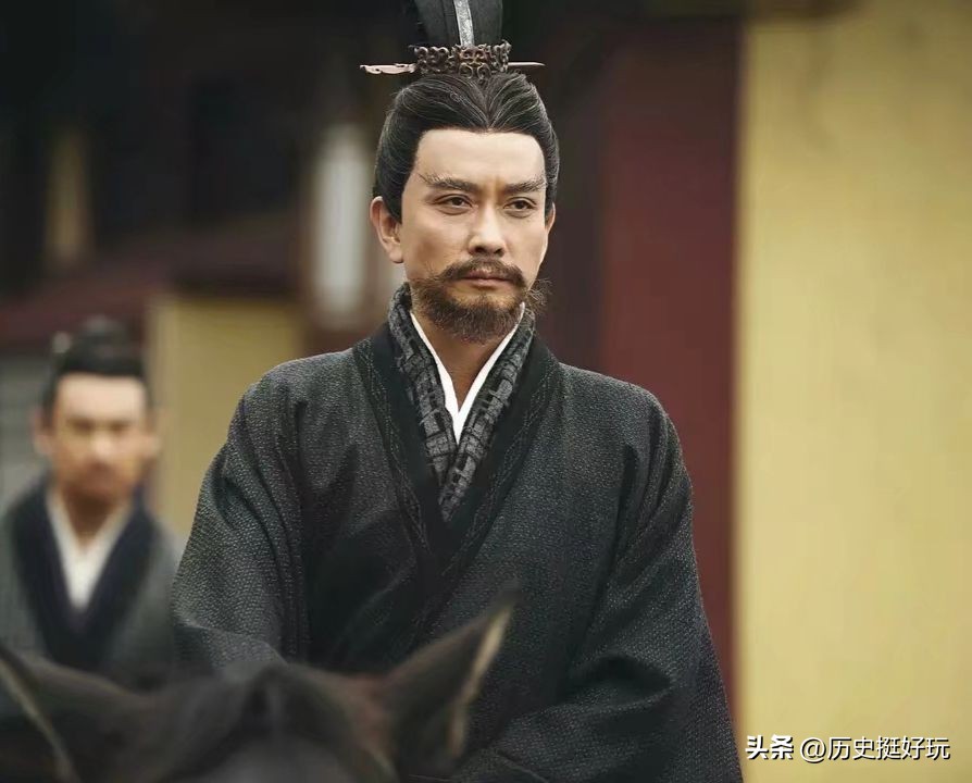 一屋不扫何以扫天下 不扫陋室 何以扫天下