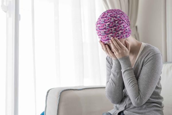 放疗和化疗的区别 放疗和化疗的区别哪个副作用大