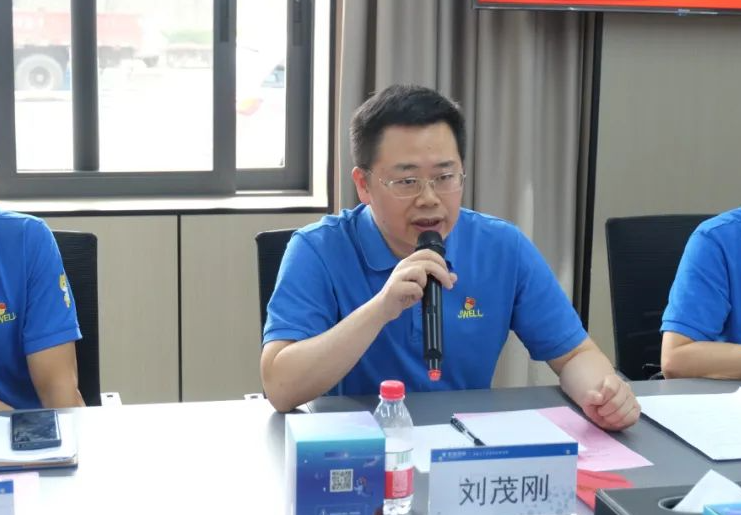 喜迎党的华诞 共话改革发展——人生就是博-尊龙凯时召开主题座谈会