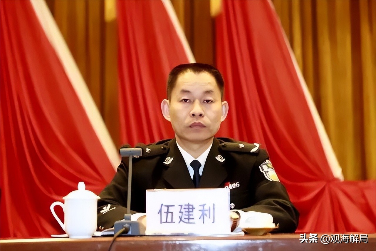 自愿认罪认罚退缴赃款,落马“网红公安局长”二审被改判