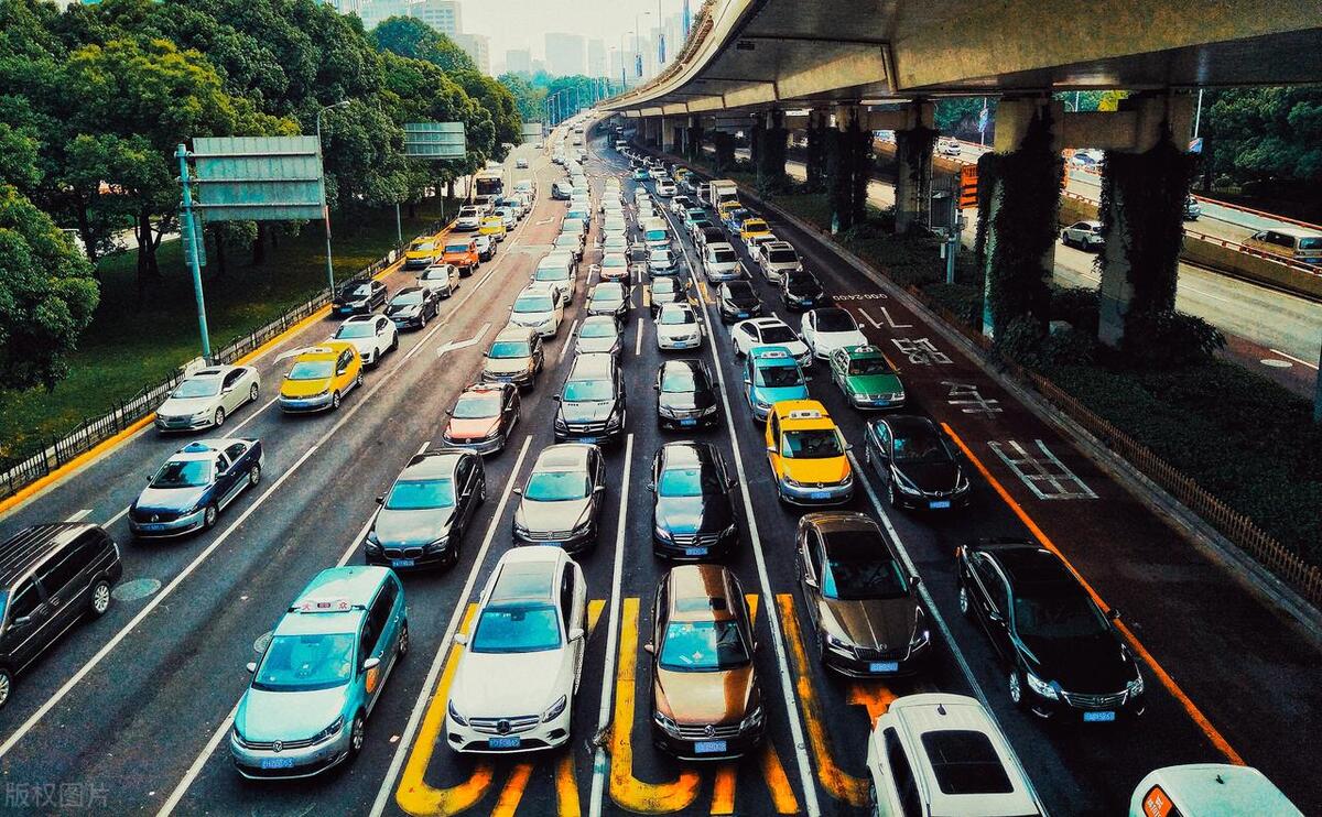 车水马龙的意思 车水马龙的意思和造句