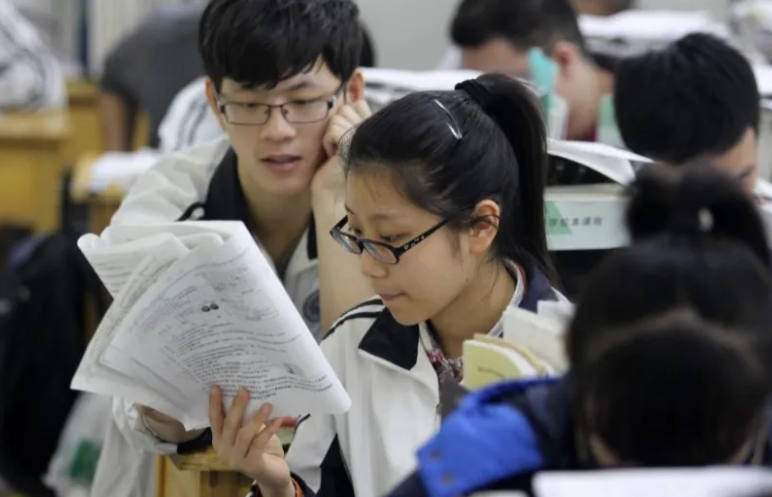上大学后才明白，高考考上大专和走单招的区别很大，但愿你没选错