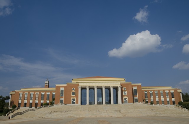 云南民族大学 云南民族大学研究生招生网