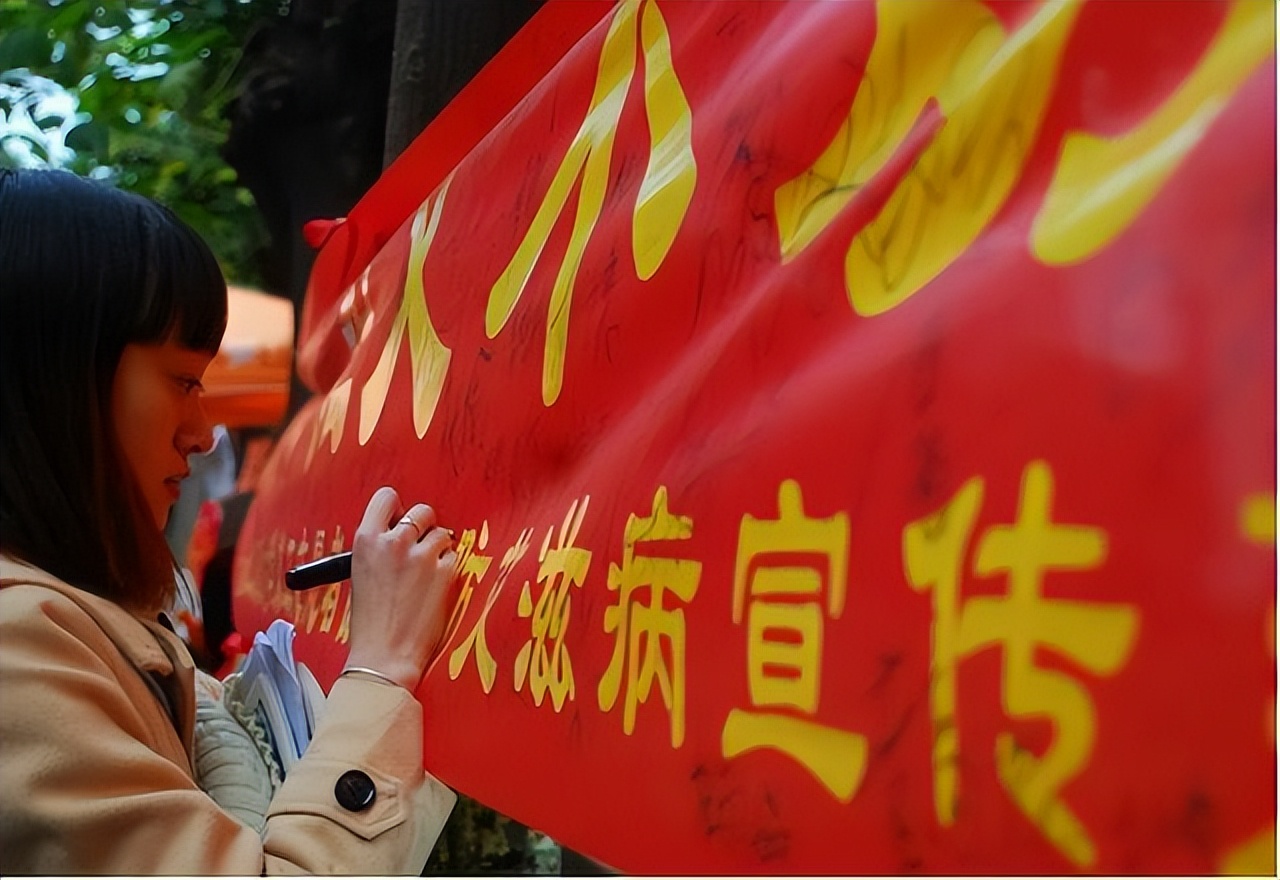 艾滋病症状 男人感染hpv有何症状