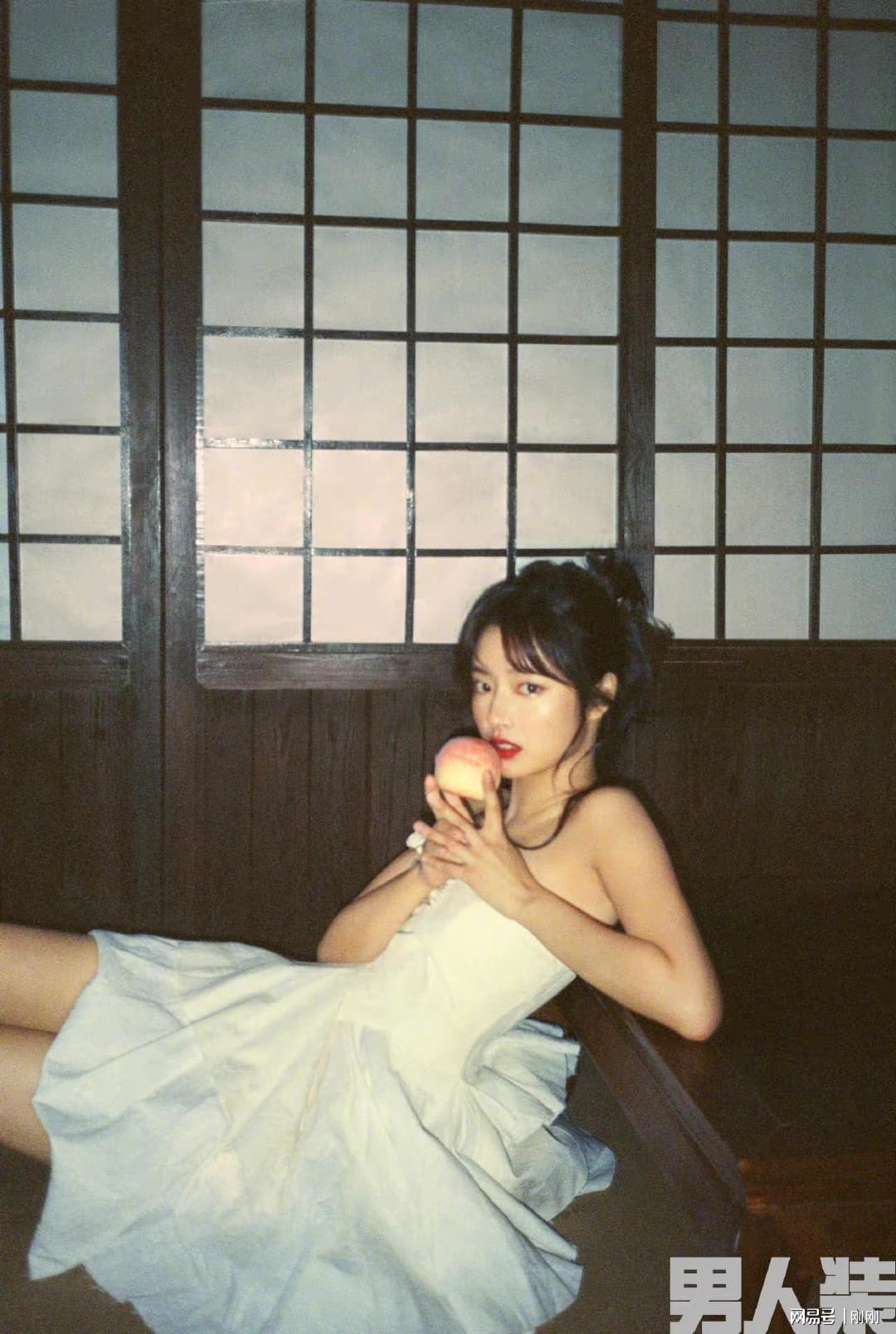 3d蜜桃成熟时 《莹的乳液》意大利电影