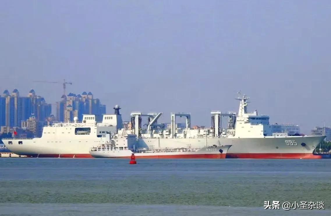 中国海军万吨级主战舰艇已达33艘种类含航母两栖舰和驱逐舰等