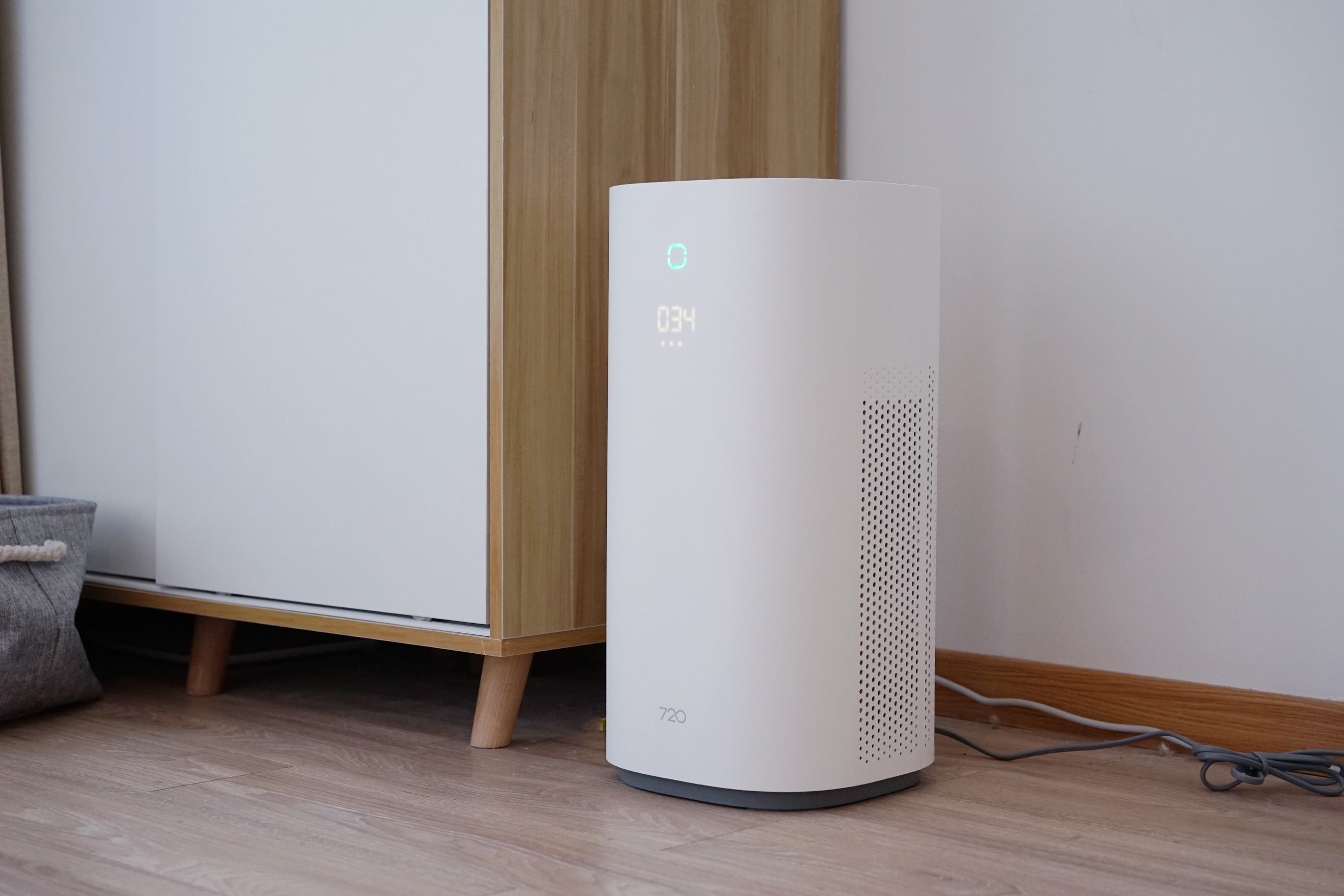 空气净化器的作用(空气净化器pm25值多少正常)