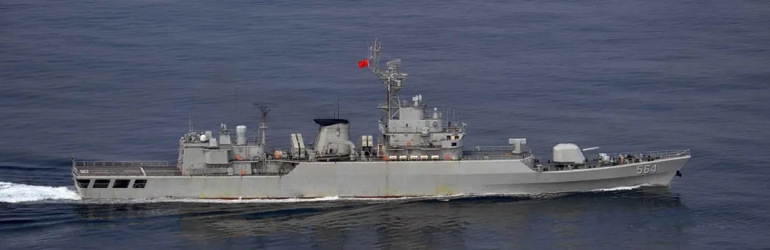 维基百科)965型(现代级)导弹驱逐舰(图源:维基百科)051b型导弹驱逐舰