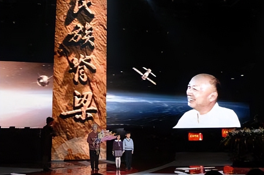 中国导弹之父 美国导弹之父中国人