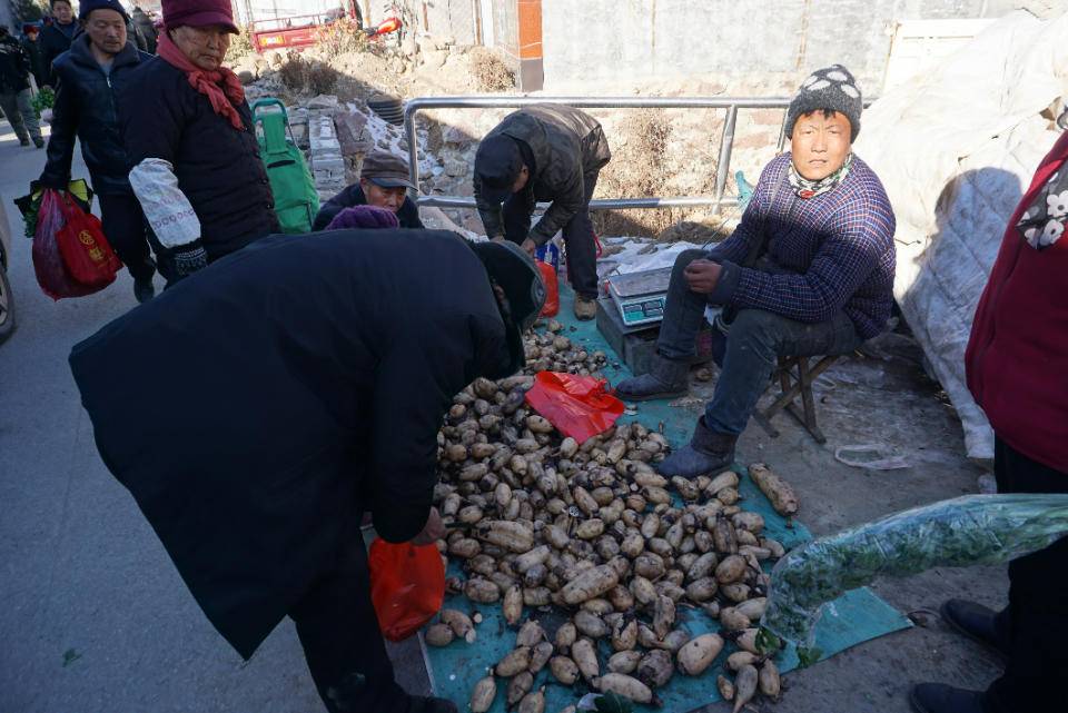 敢笑黄巢不丈夫(敢笑黄泉不丈夫还是黄巢)