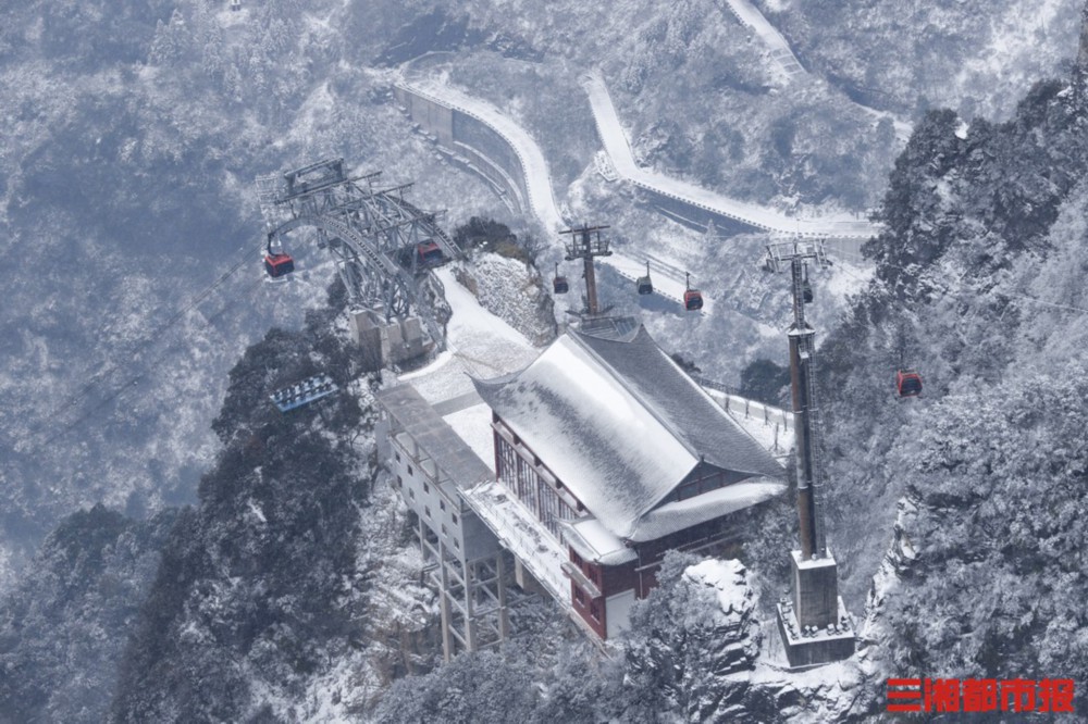 天门山在哪里 张家界天门山游后感
