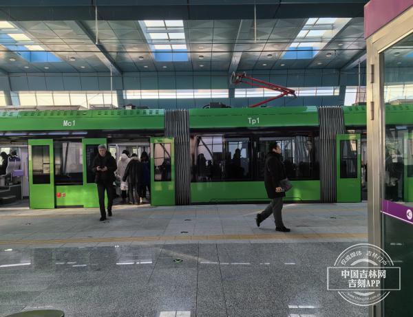 长春轻轨4号线(长春轻轨4号线时刻表)