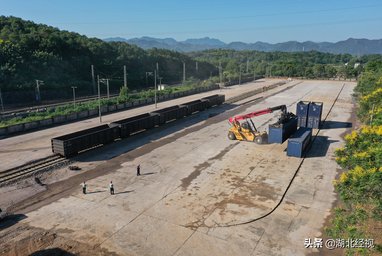 三峡南岸最大铁路货场今日启用-枝城宜化多少钱一个月