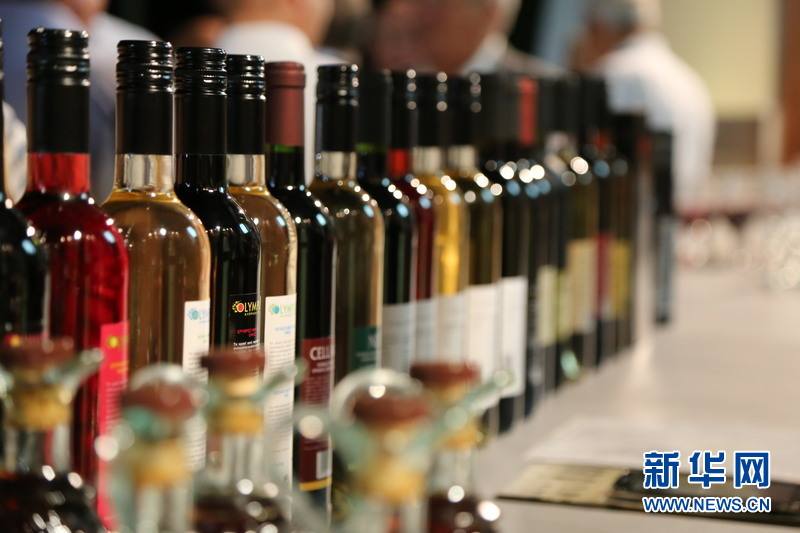 澳洲网友呼吁抵制中资酒庄？！网曝41家葡萄园“黑名单”-酒庄卖酒能拿多少工资