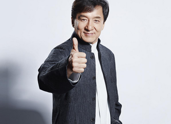 成龙有20亿身家？要拿100万感谢抗疫药研制者的他为何被吐槽狡猾-成龙资产多少亿2016