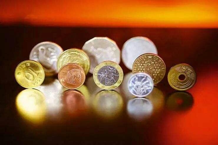 【推荐】2万元投资第二天就基本亏完？如何防范贵金属白银投资骗局-贵金属投1000赚多少