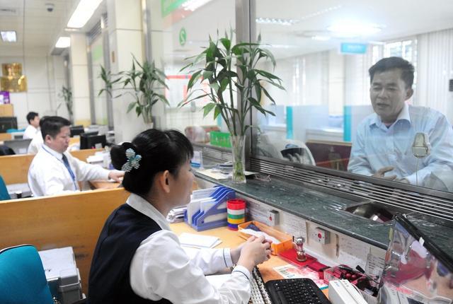 被视为“铁饭碗”，人均年薪20万起步，银行业真的有这么高薪吗？-一个支行里有多少钱