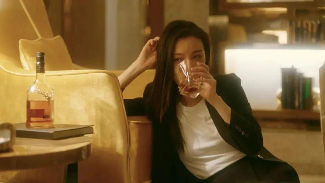 《流金岁月》里10,000多一瓶的大摩，到底是什么来头？-大摩30年多少钱