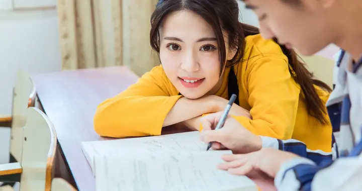 人生本就不容易，难免有心情低谷期，有时候看到某些句子，总感觉丧到不行。那么你听过最丧的句子是什么呢？