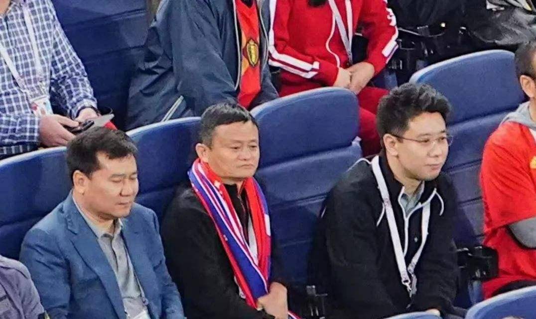 【推荐】0元卖球队，放弃苏宁控制权，马云投了10亿后，张近东再次行动-马云占苏宁多少股份