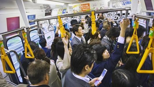 日本奇葩现象你听说过吗？3公里要花70元-日本打车10公里多少钱
