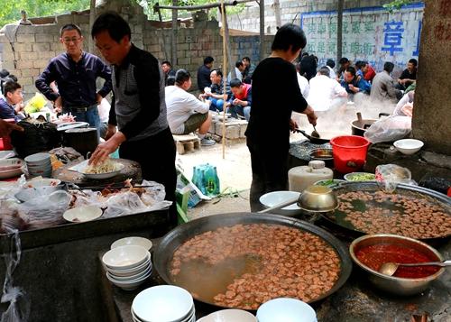 乡情散文：家乡的集市上-金鹿掌柜多少起投资