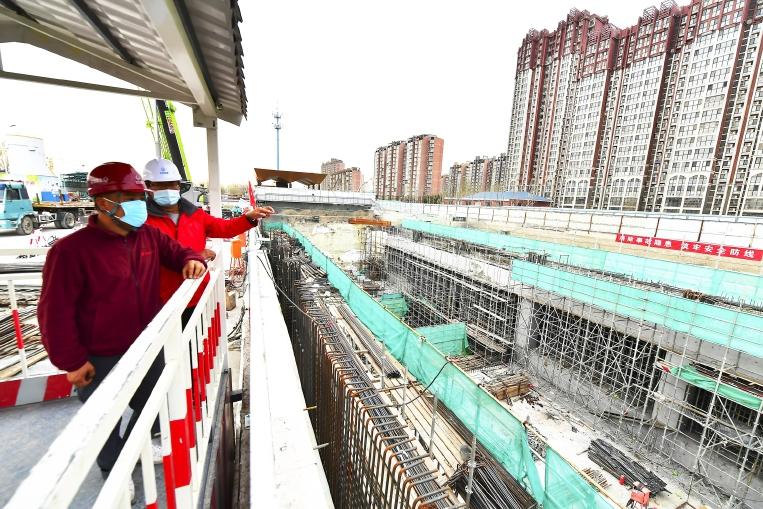 北京地铁7号线东延高楼金地铁站一体化主体结构提前顺利封顶-北京地铁封顶多少钱