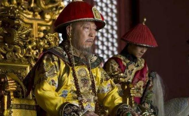 清朝宫内人员的工资，换算成现在是多少钱，看看你属于哪一类人-明朝一两黄金能1换多少白银