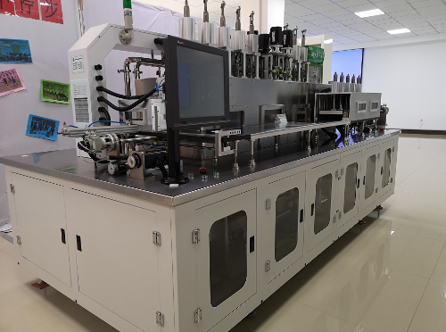 “我为哈尔滨点赞新媒体行”走进亚洲最大蓝宝石晶体材料研发与制造中心-哈尔滨奥瑞德公司