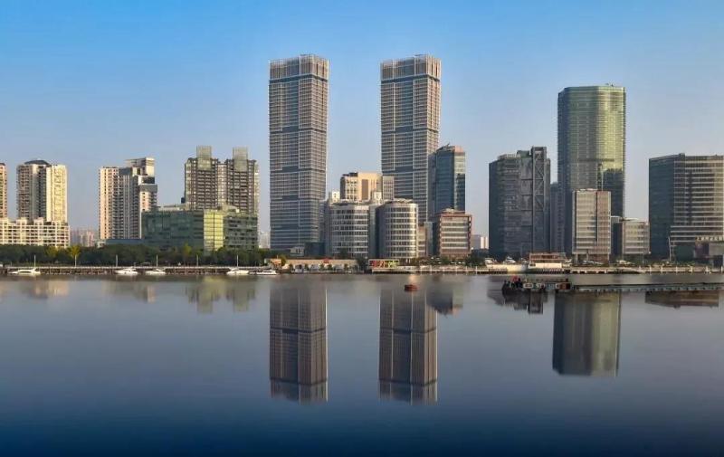 “上海最高双子楼”竣工，凯德联合体127.86亿元竞得，拟建上海第三座来福士-来福士基金