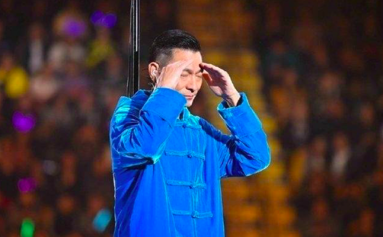 【推荐】刘德华演唱会退票后续华仔亲督退票，异地观众无须来港-港币3700是多少人民币