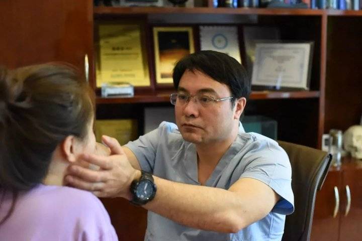 「济南艺星科普」鼻综合or单纯隆鼻到底改怎么选？！对号入座-自体脂肪隆鼻梁多少钱