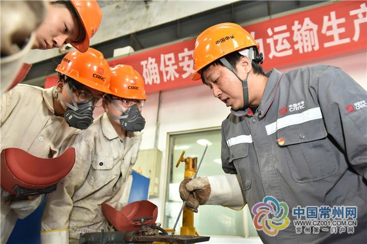 【推荐】中车常州公司：1014名员工中技术工人已有629人-常州日精仪器有限公司