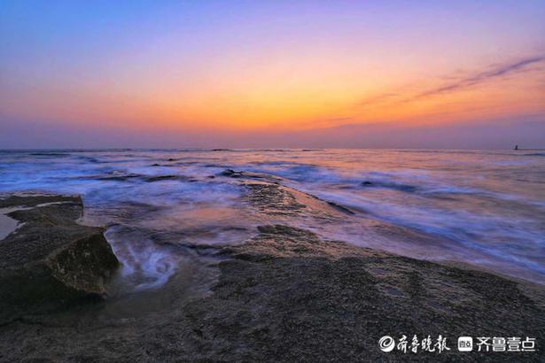 情报站｜这里的海上日出美翻了！日照灯塔公园旭日东升绚丽多姿-海上灯塔多少钱