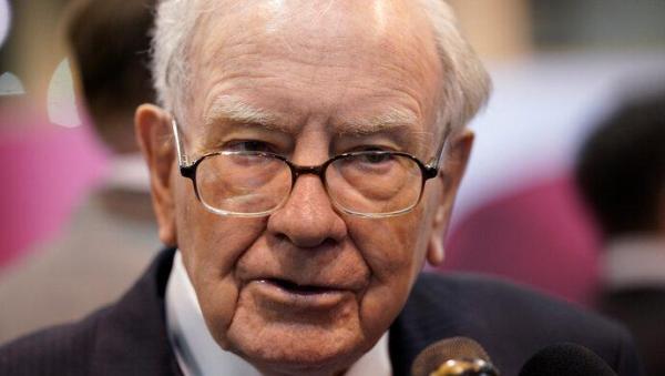 “股神”巴菲特最新持仓：继续减持苹果，清仓摩根大通和辉瑞-森科能源公司