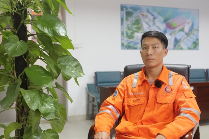 波斯小基王佳鑫将错就错波斯小基和乔乔是一个扮演者吗在国际大赛中