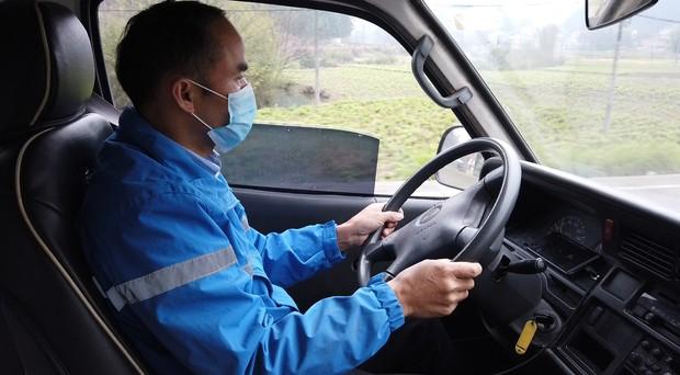 “再远也去接！”快递老板硬核复工，驱车千里6次接回50名小哥-河池中通保险代理公司地址